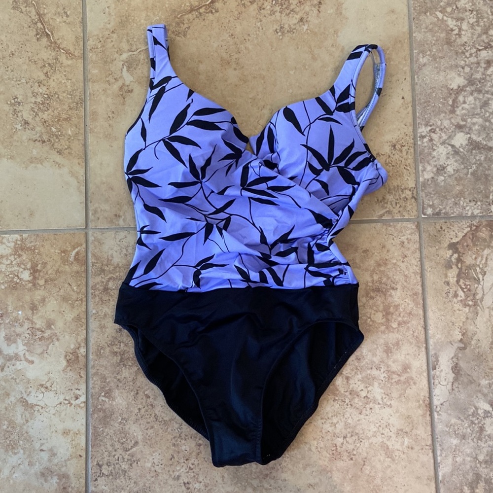 NWOT Miraclesuit bathing suit